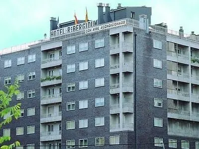 Отель Husa Bergidum Понферрада